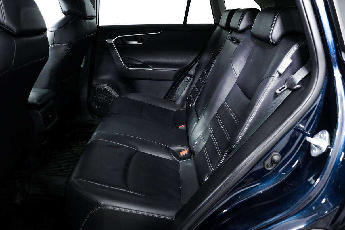 Б/У Тойота Рав4 2020 года. Фото: #11