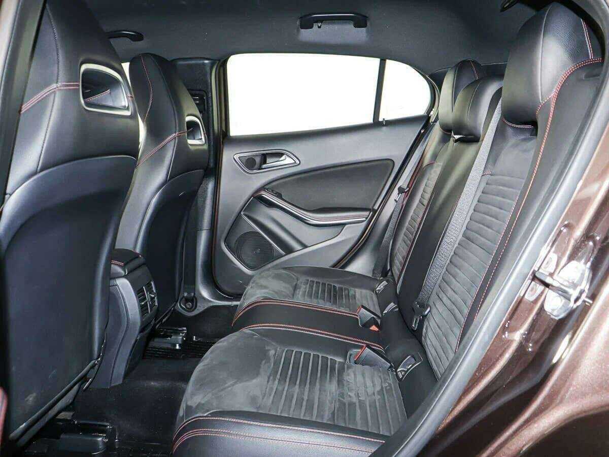 Б/У Мерседес-Бенц ГЛА 2018 года. Фото: #13