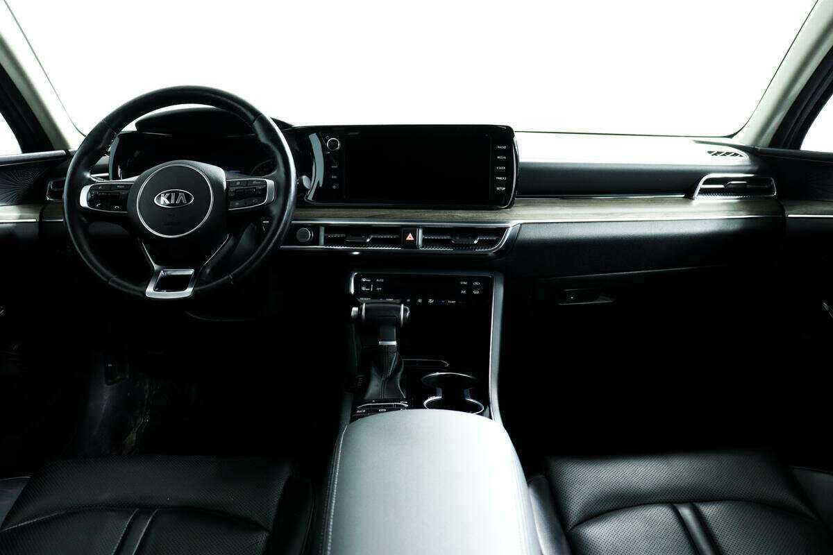 Б/У Киа К5 2021 года. Фото: #8