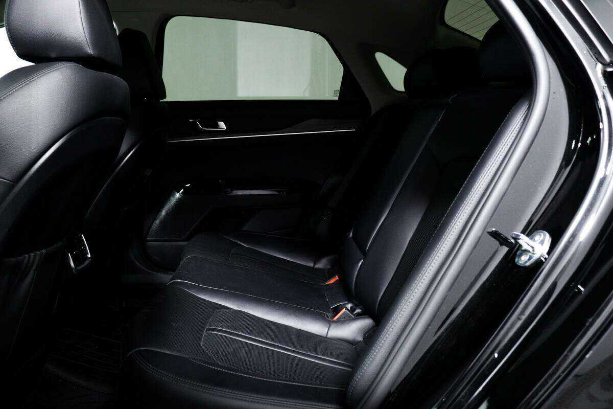 Б/У Киа К5 2021 года. Фото: #11