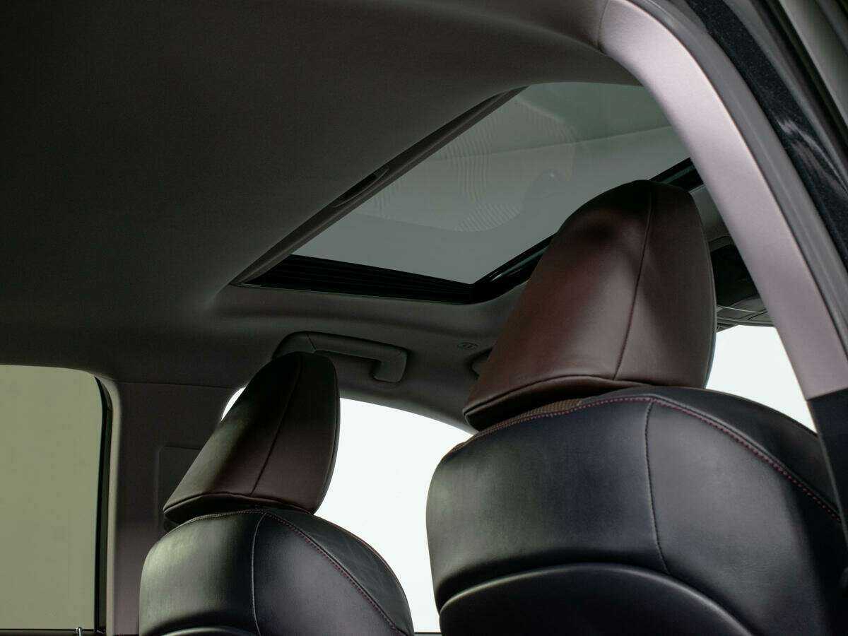 Б/У Лексус Р-Икс 2016 года. Фото: #14