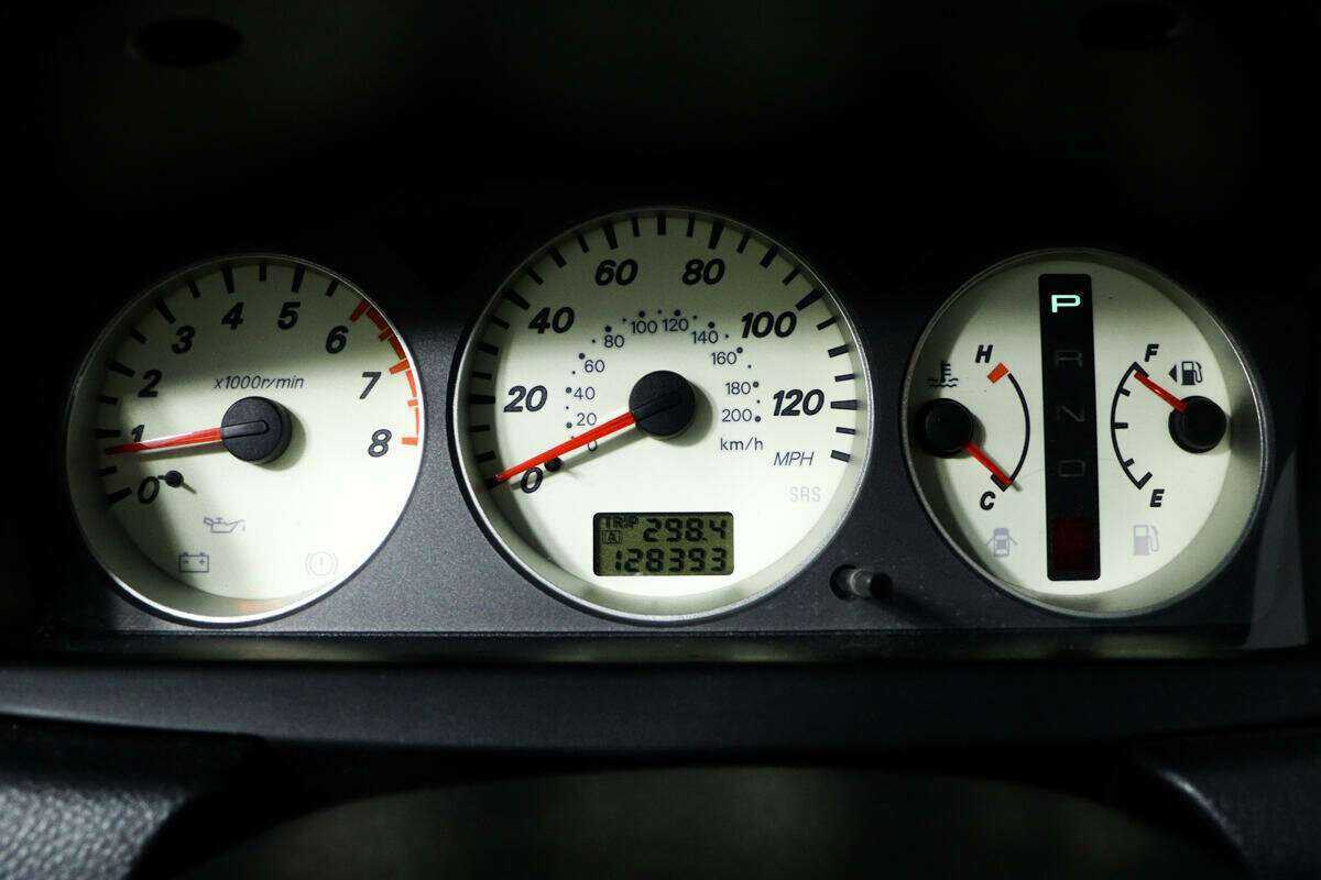 Б/У Митсубиши Лансер 2006 года. Фото: #9