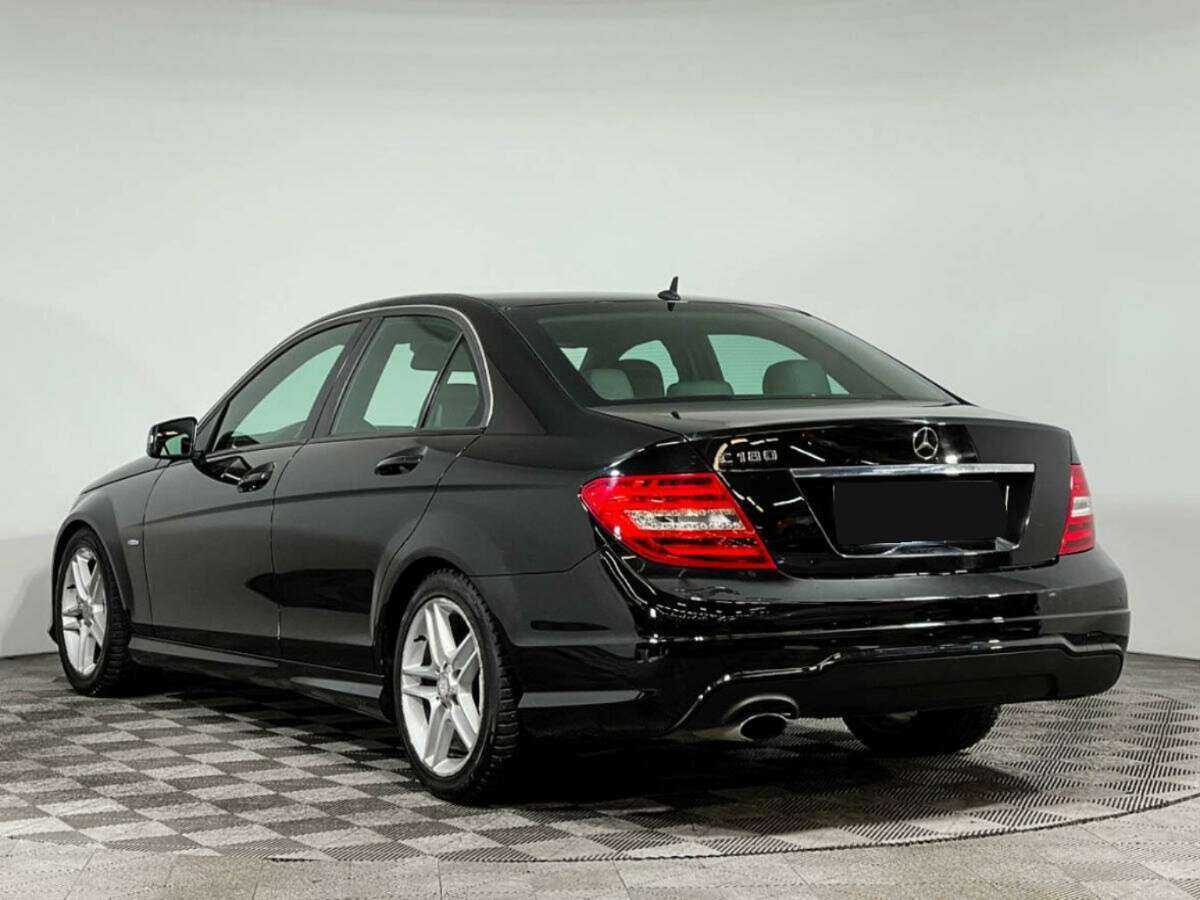 Б/У Мерседес-Бенц Ц-Класс 2012 года. Фото: #6