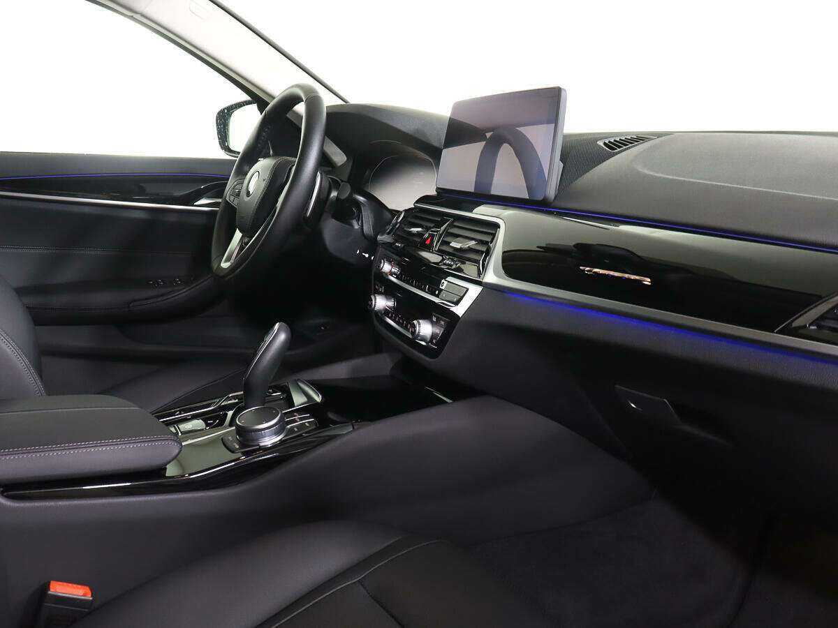 Б/У БМВ 5 серии 2021 года. Фото: #7