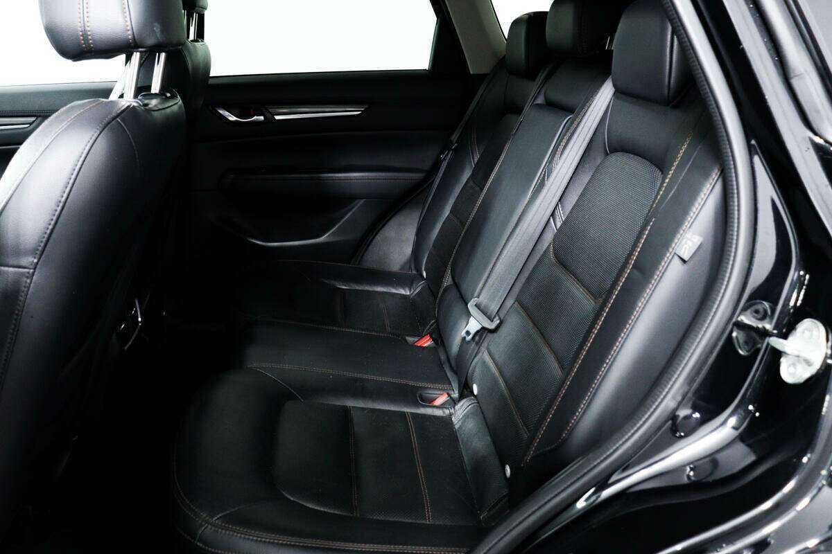 Б/У Мазда Ц-Икс-5 2017 года. Фото: #11