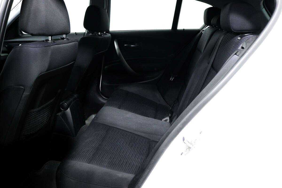 Б/У БМВ 1 серии 2010 года. Фото: #11