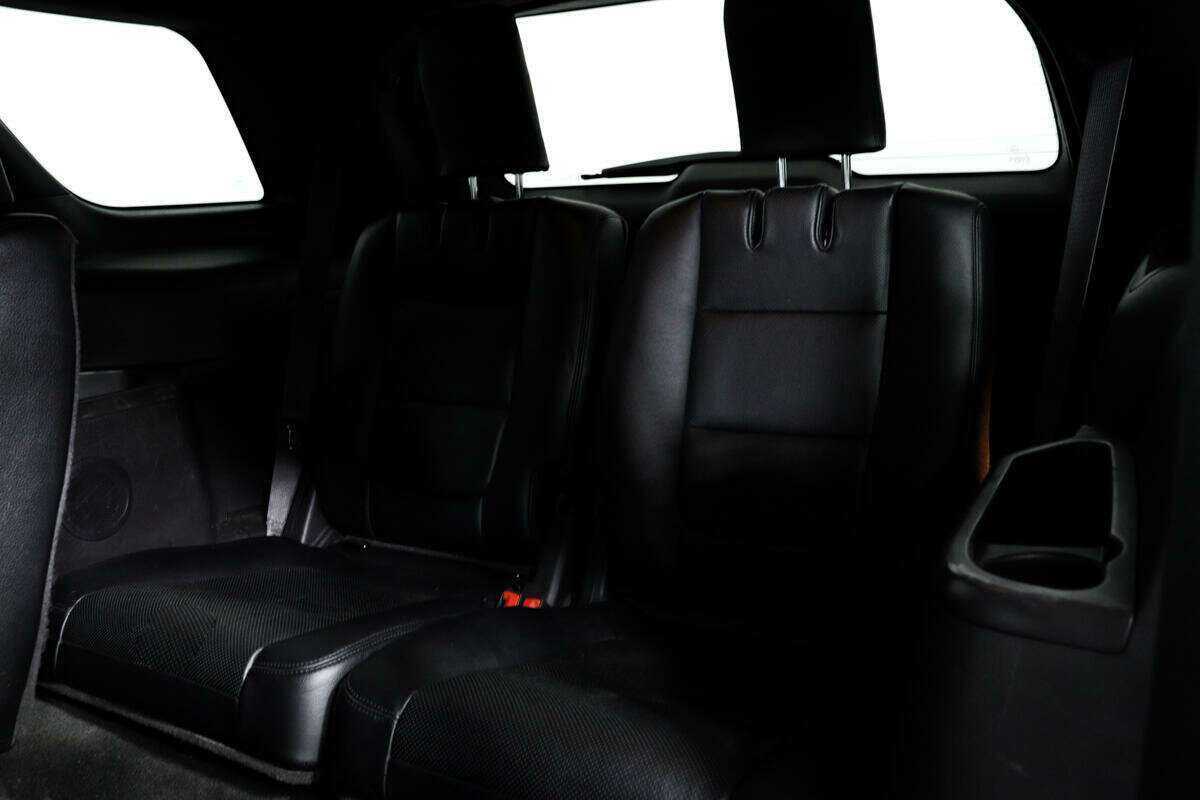 Б/У Форд Експлорер 2015 года. Фото: #13