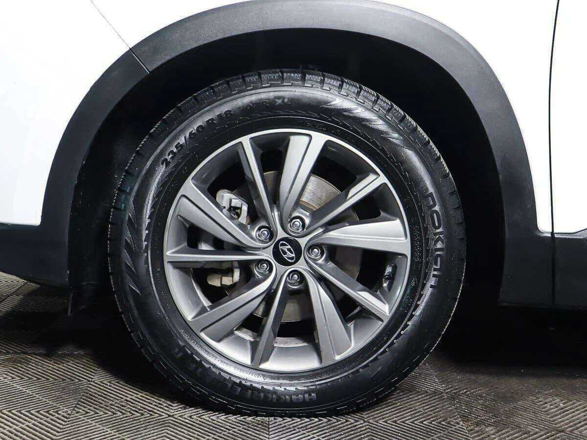 Б/У Хендай Санта Фе 2018 года. Фото: #14