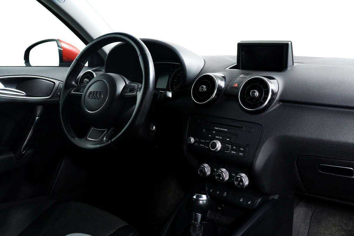 Б/У Ауди А1 2010 года. Фото: #8