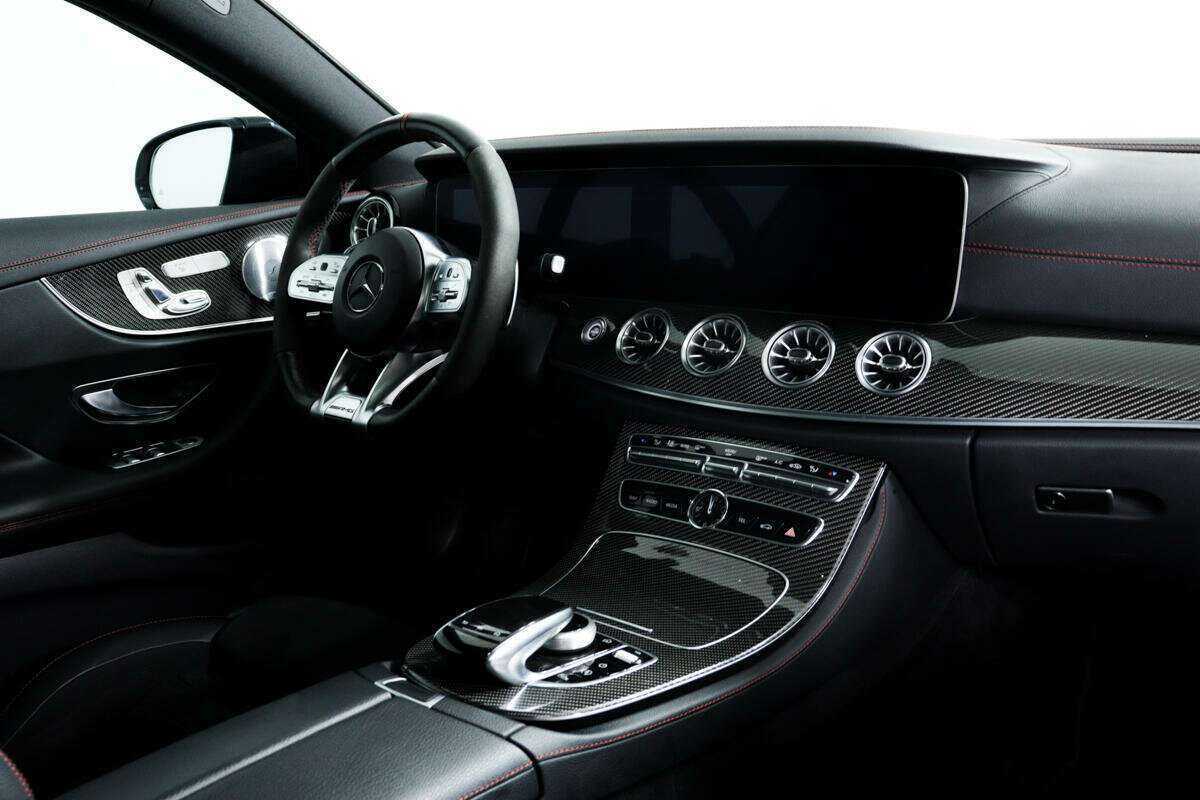 Б/У Мерседес-Бенц Е-Класс АМГ 2018 года. Фото: #8