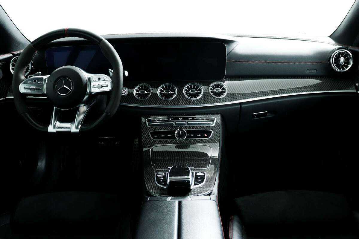 Б/У Мерседес-Бенц Е-Класс АМГ 2018 года. Фото: #10