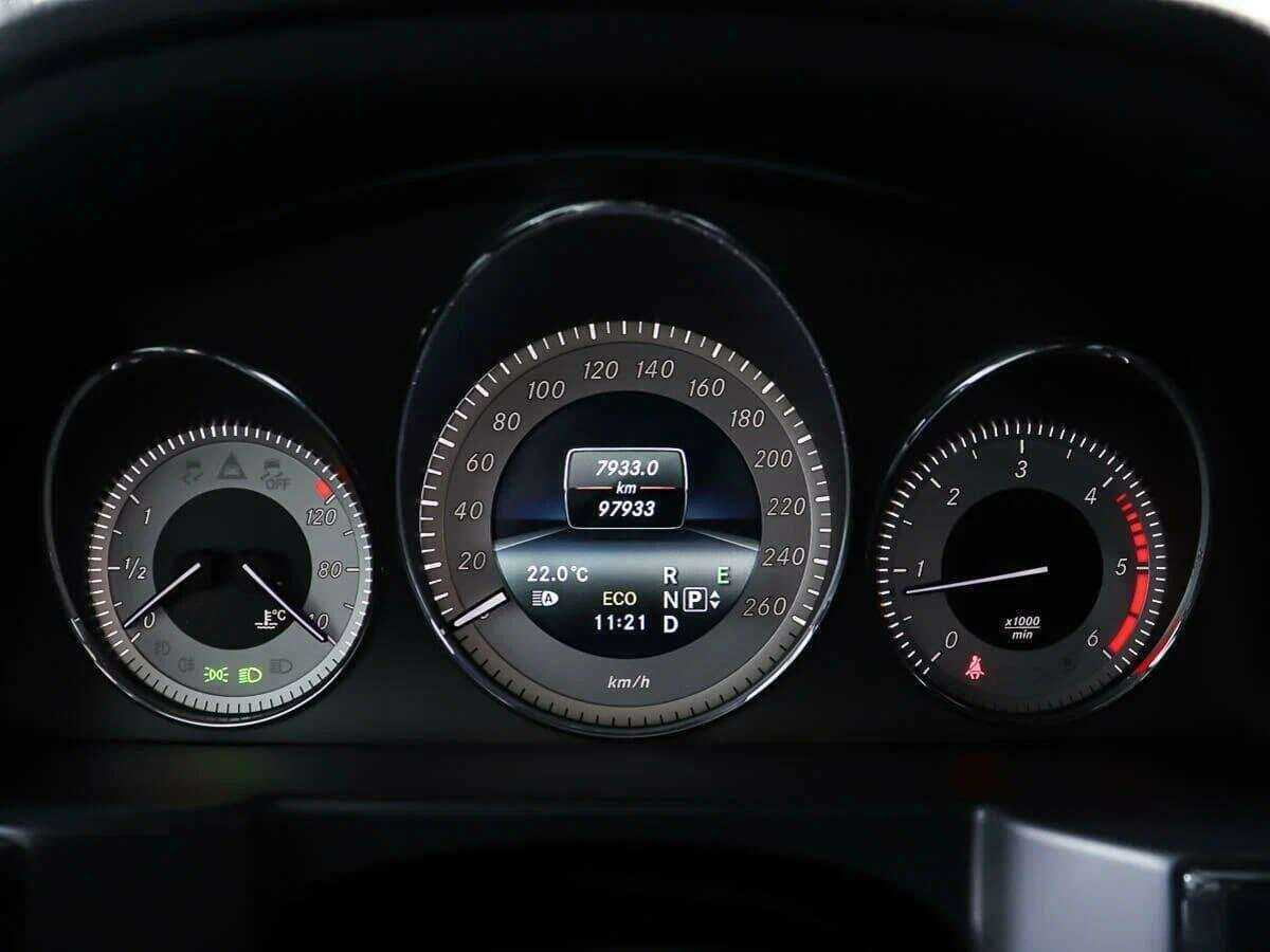 Б/У Мерседес-Бенц ГЛК-Класс 2014 года. Фото: #9