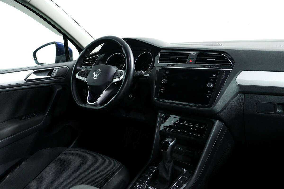 Б/У Фольксваген Тигуан 2021 года. Фото: #8