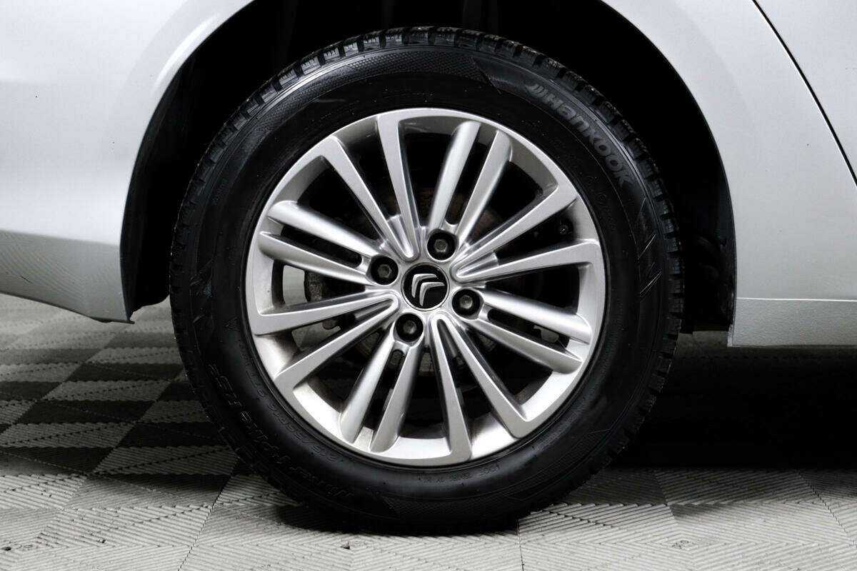 Б/У Ситроен Ц4 2020 года. Фото: #13