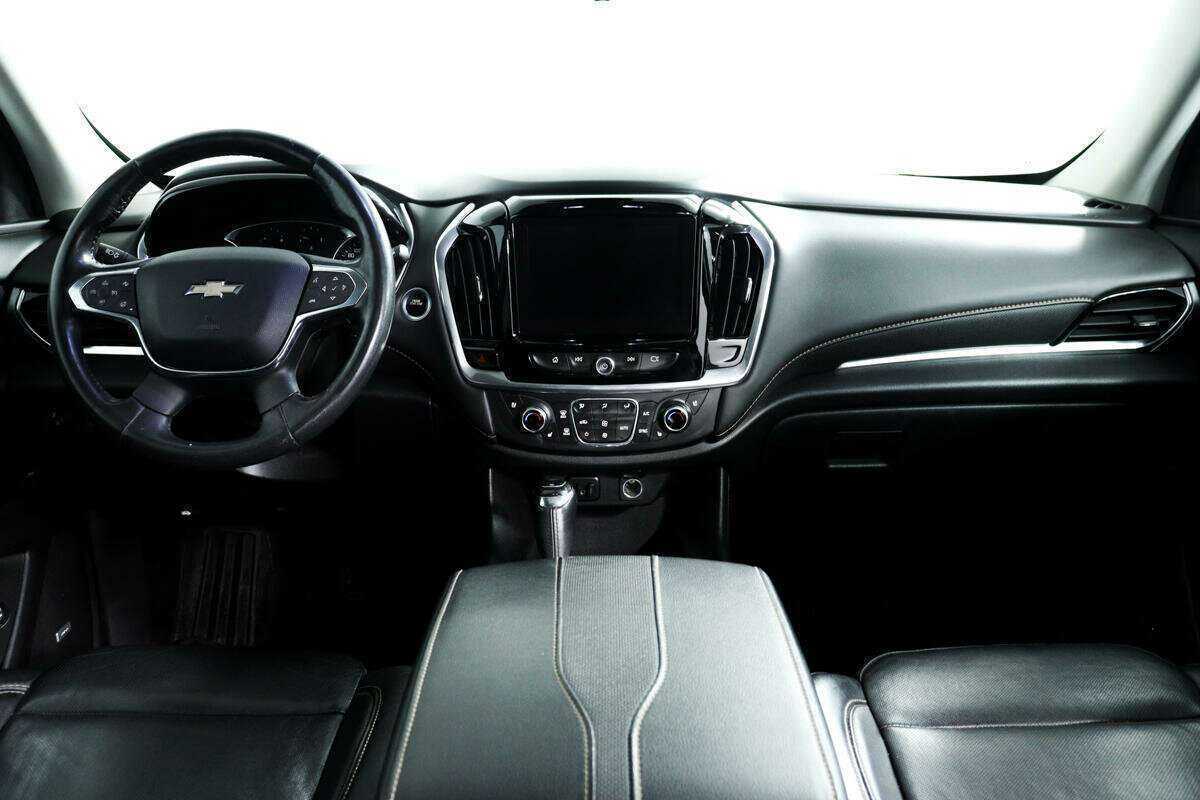 Б/У Шевроле Трэверс 2019 года. Фото: #10