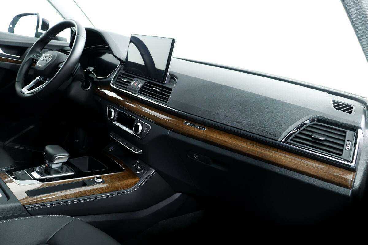 Б/У Ауди К5 2022 года. Фото: #8