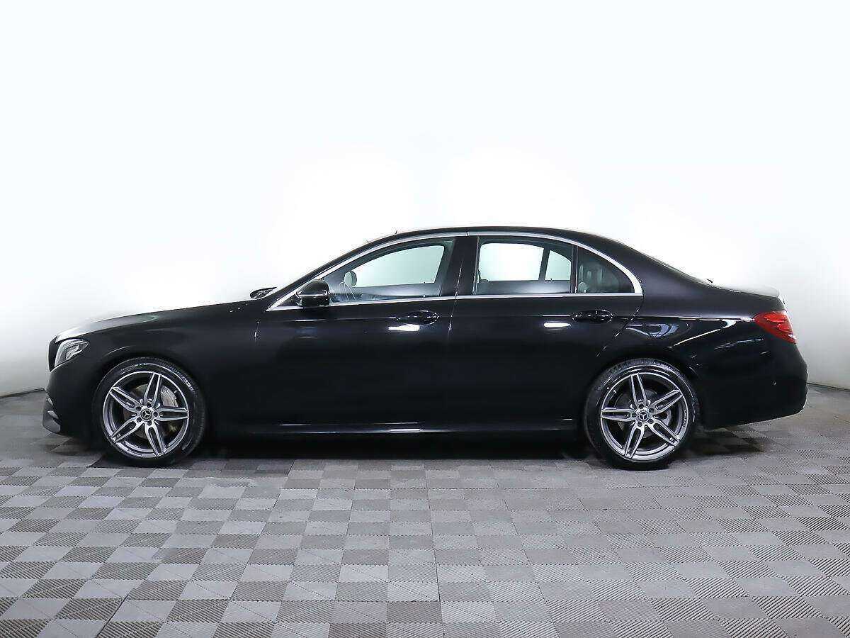 Б/У Мерседес-Бенц Е-Класс 2017 года. Фото: #6