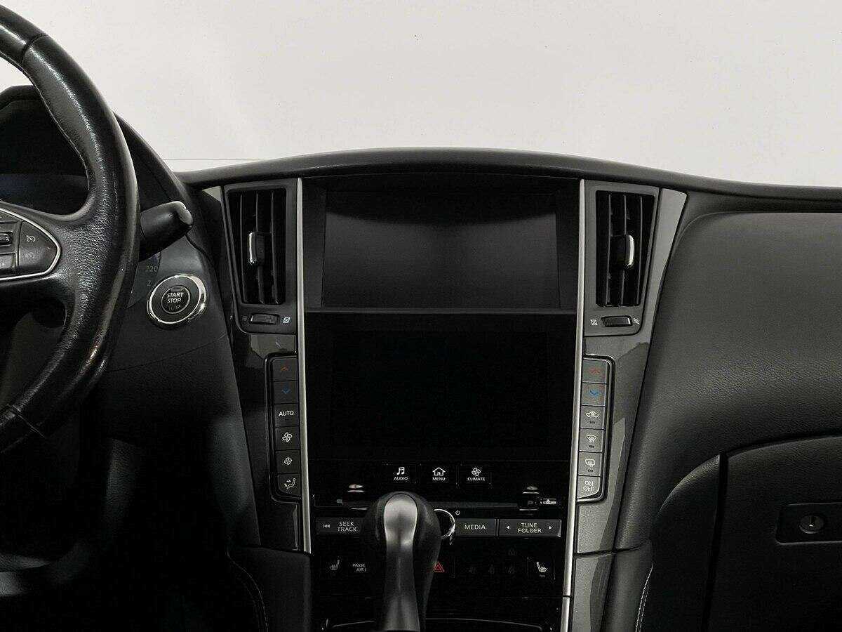 Б/У Инфинити К50 2015 года. Фото: #9