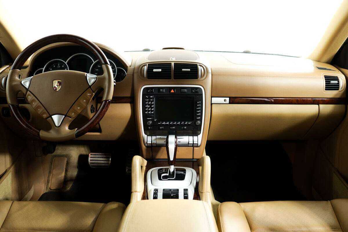 Б/У Порш Кайен 2008 года. Фото: #10