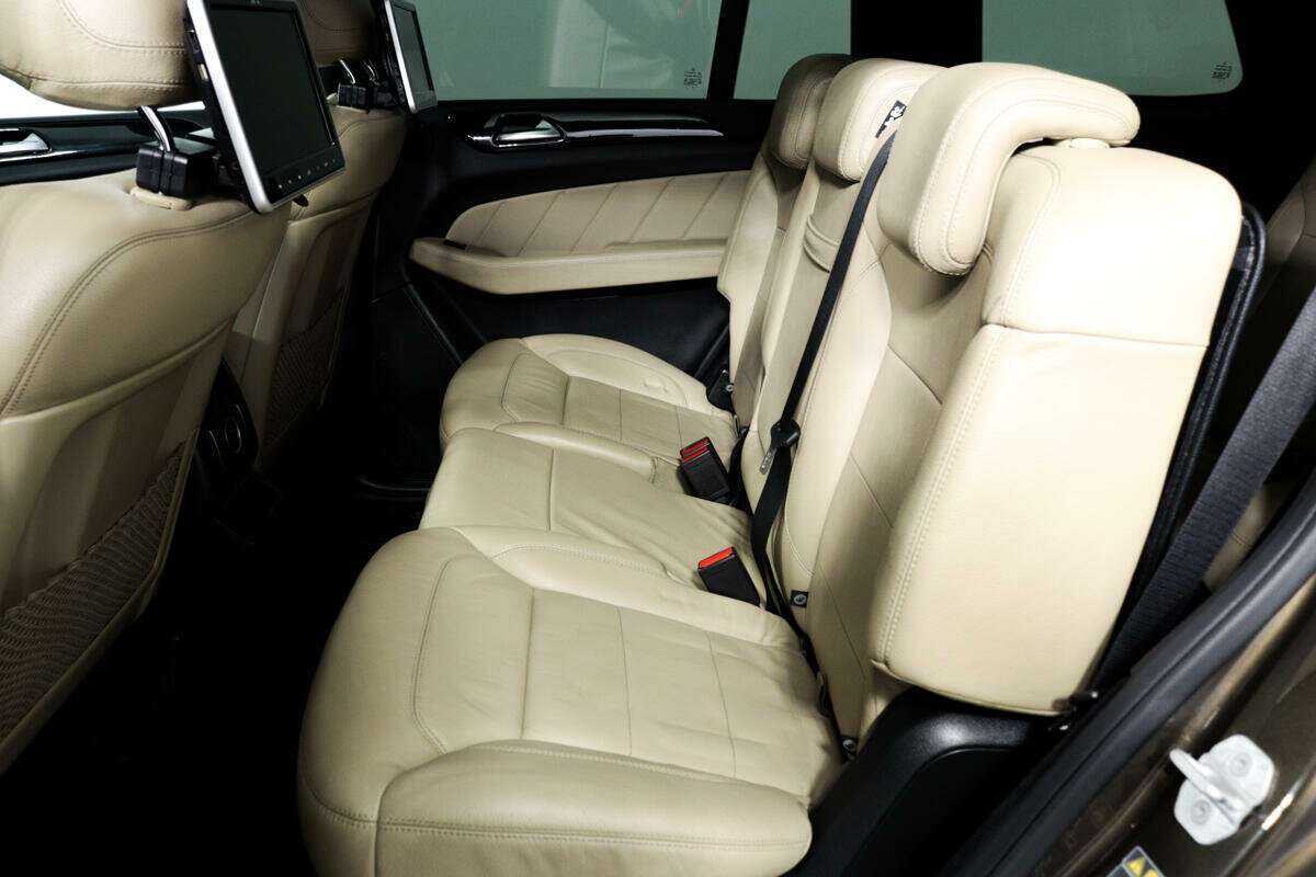 Б/У Мерседес-Бенц ГЛ-Класс 2015 года. Фото: #11