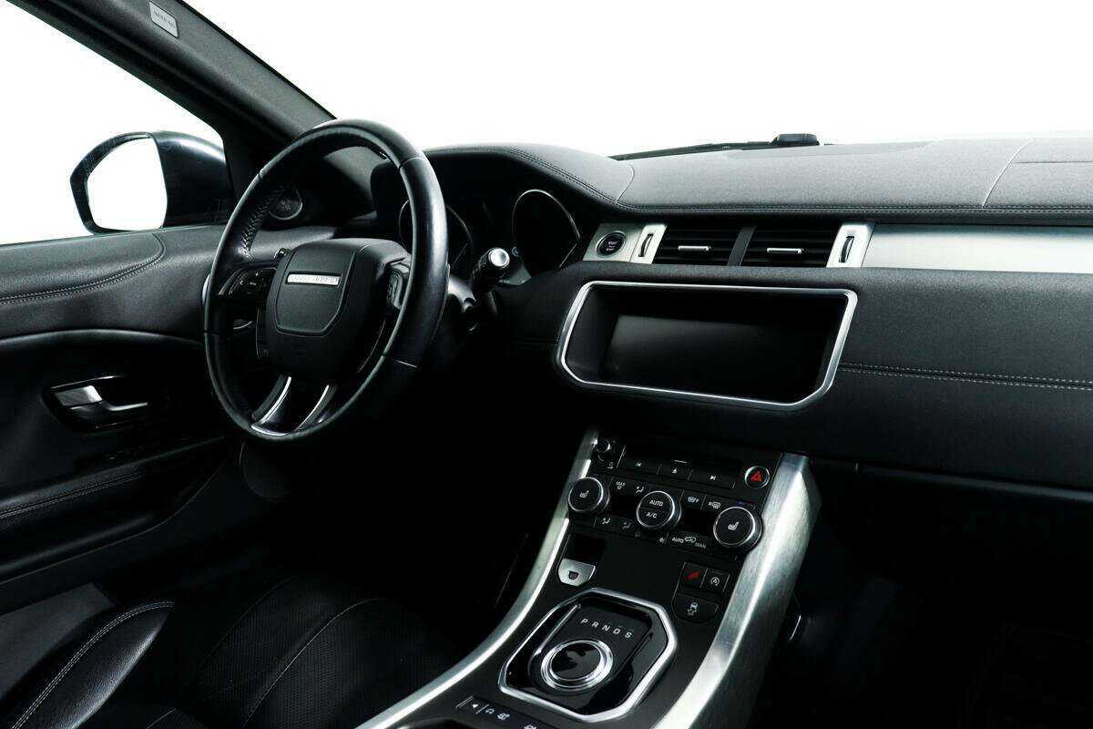 Б/У Лэнд Ровер Рэнж Ровер Эвок 2017 года. Фото: #8