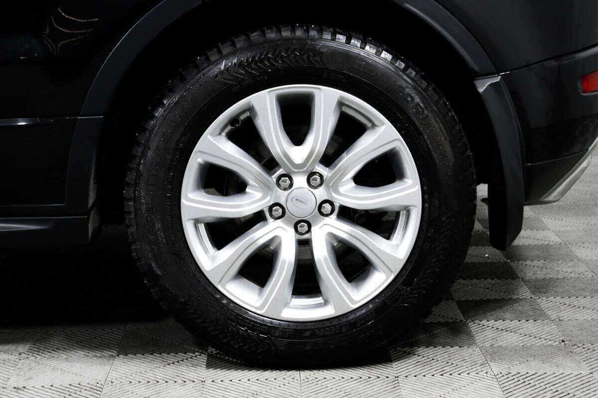 Б/У Лэнд Ровер Рэнж Ровер Эвок 2017 года. Фото: #13