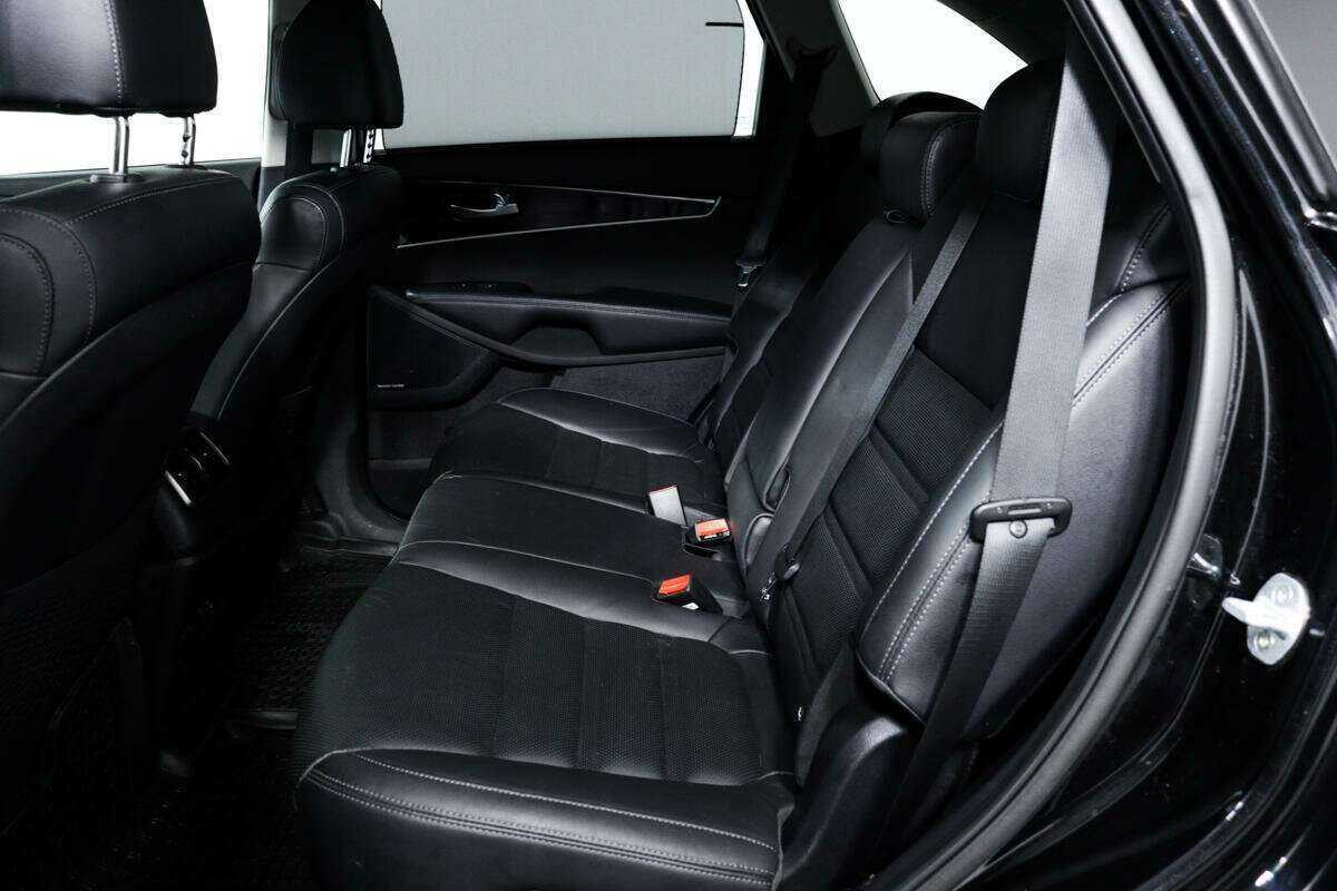 Б/У Киа Соренто 2018 года. Фото: #11