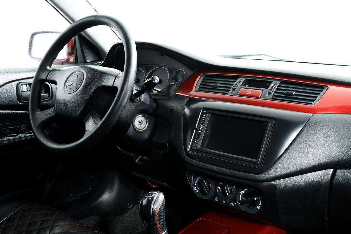 Б/У Митсубиши Лансер 2005 года. Фото: #8