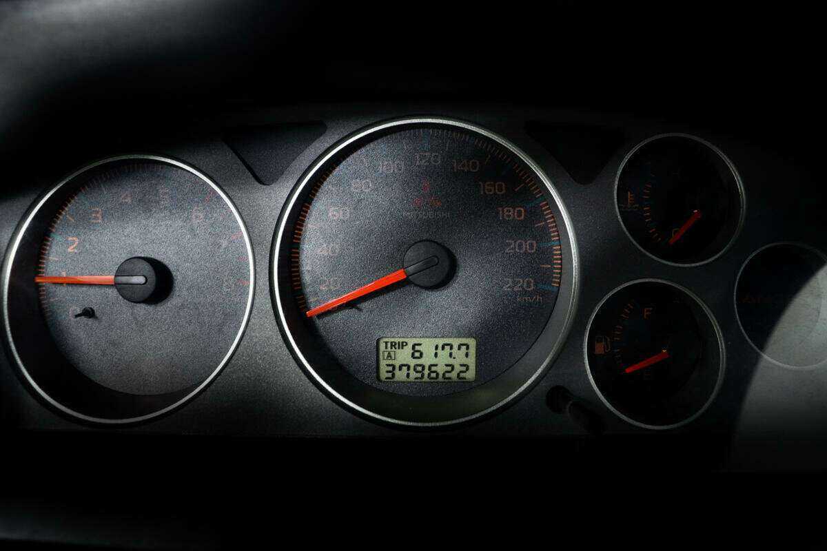 Б/У Митсубиши Лансер 2005 года. Фото: #9