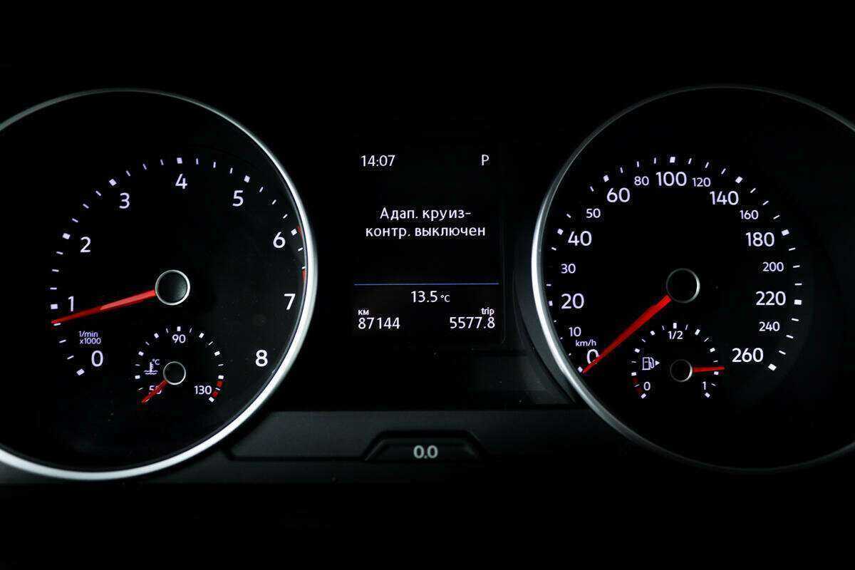 Б/У Фольксваген Тигуан 2018 года. Фото: #8