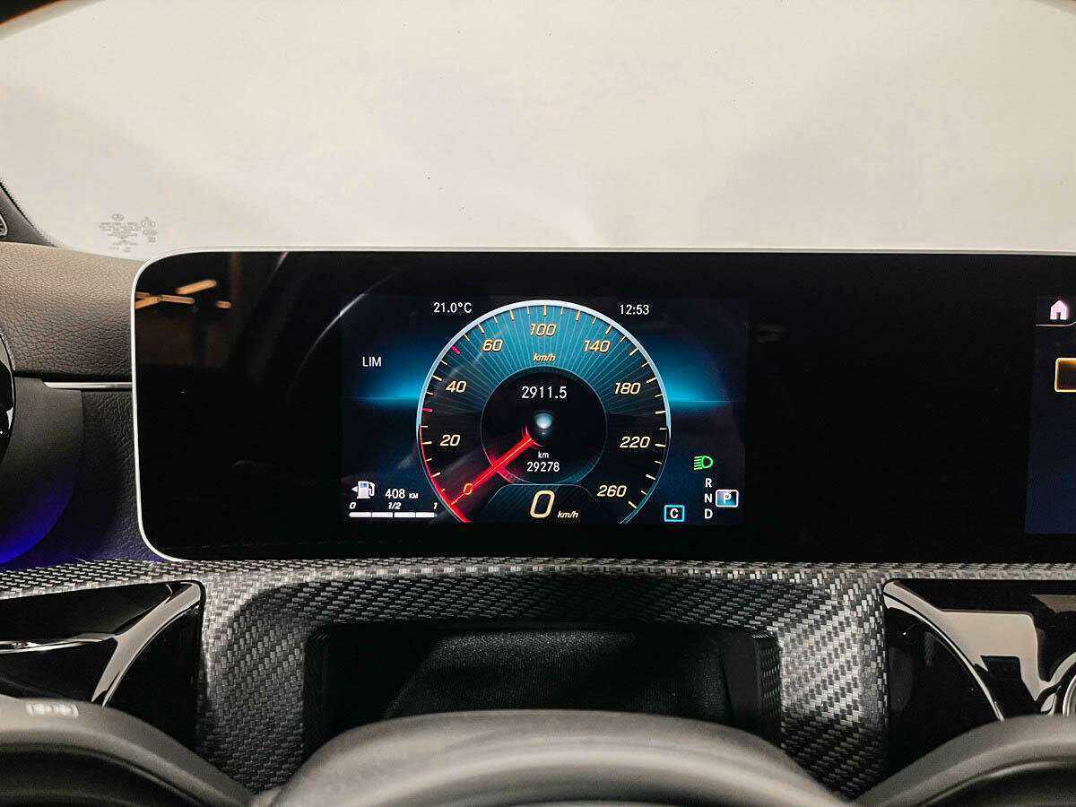 Б/У Мерседес-Бенц А-Класс 2018 года. Фото: #10