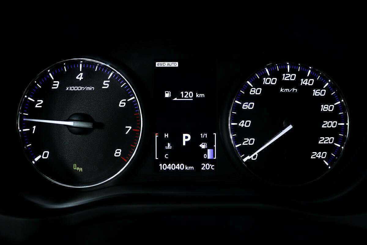 Б/У Митсубиши Оутлэндер 2019 года. Фото: #9