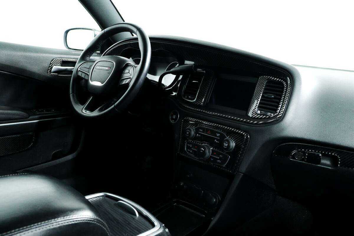 Б/У Додж Чарджер 2019 года. Фото: #8