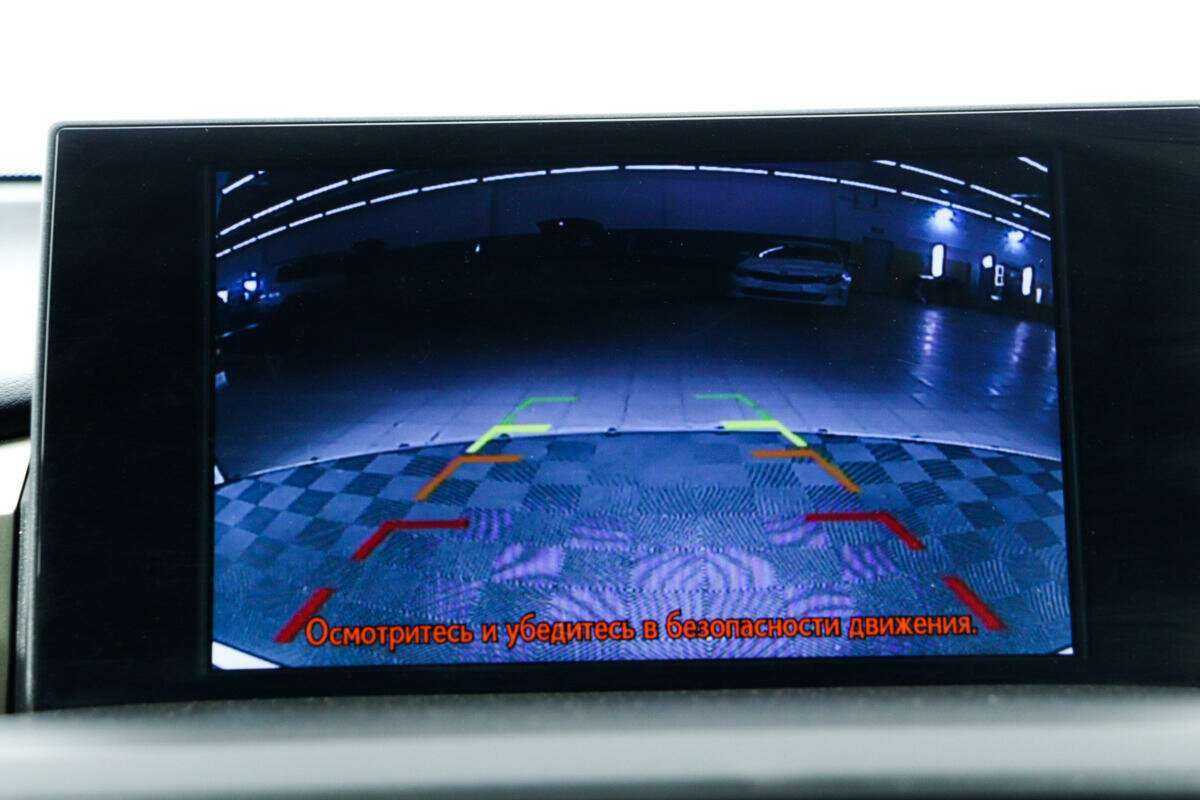 Б/У Лексус Н-Икс 2016 года. Фото: #13