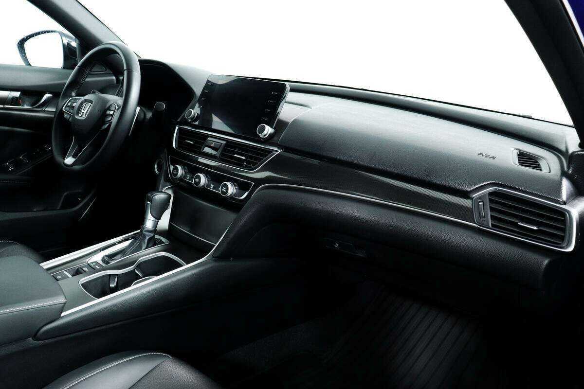 Б/У Хонда Аккорд 2022 года. Фото: #8