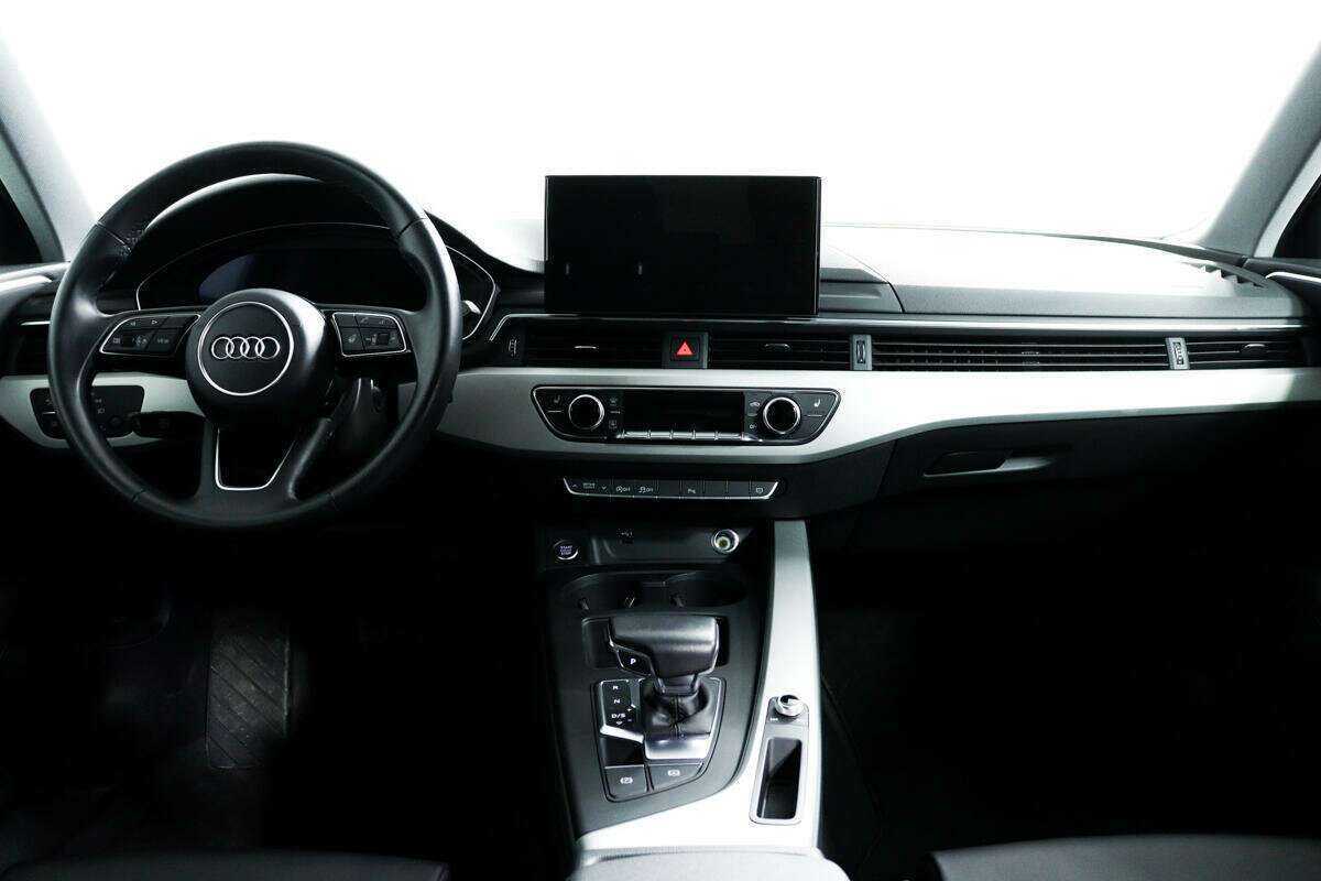 Б/У Ауди А4 2021 года. Фото: #10