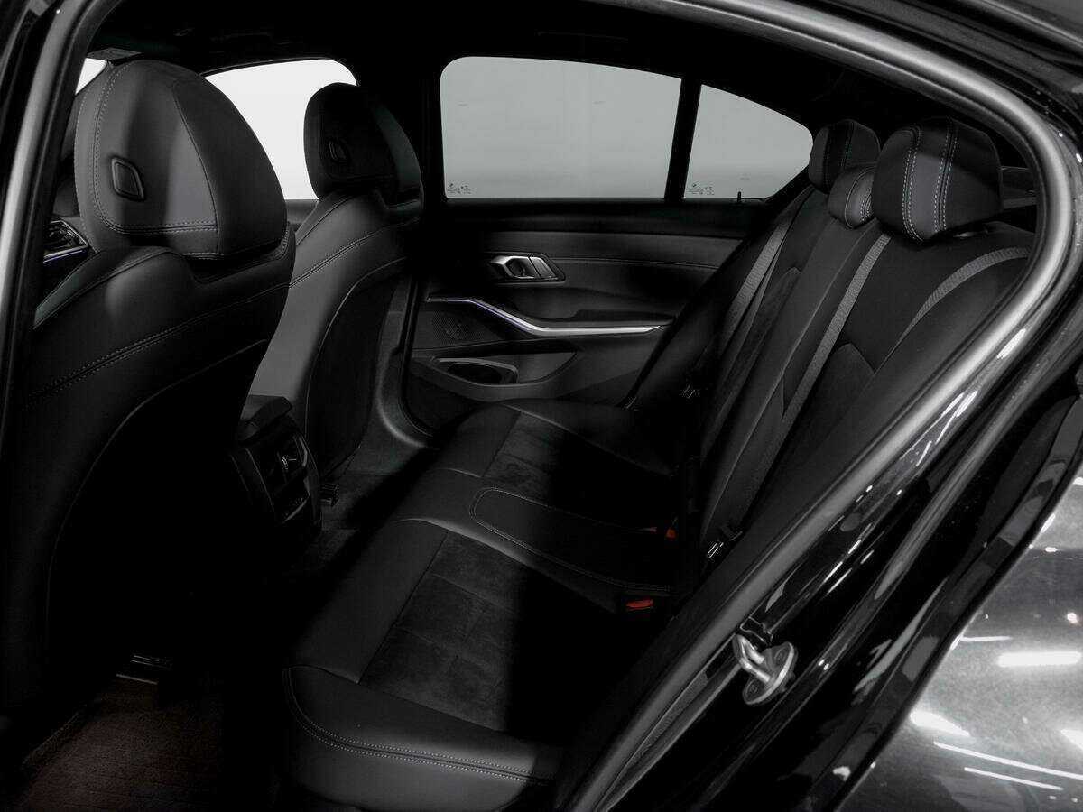 Б/У БМВ 3 серии 2019 года. Фото: #9