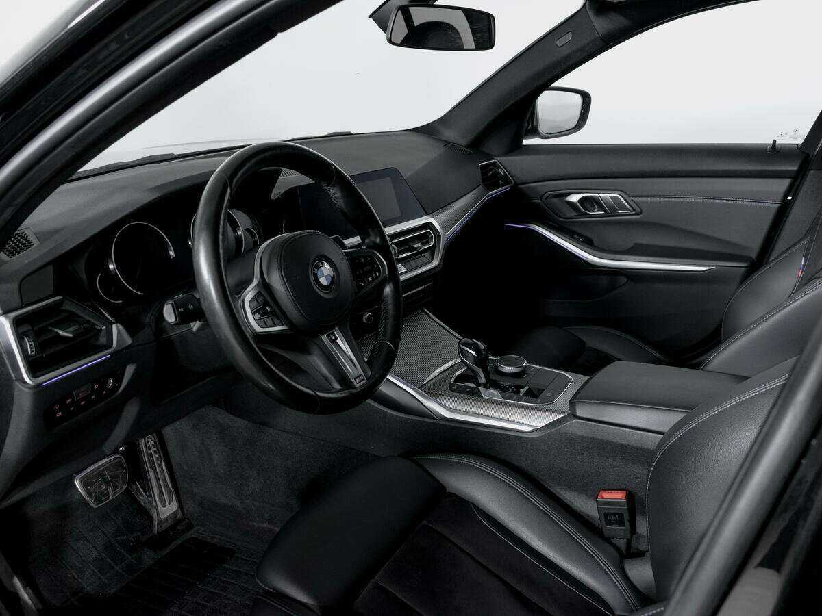 Б/У БМВ 3 серии 2019 года. Фото: #14