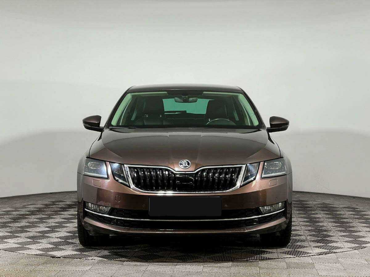 Б/У Шкода Октавия 2018 года. Фото: #1