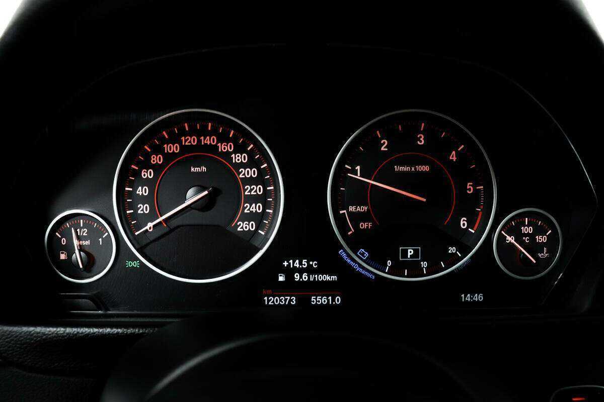 Б/У БМВ 3 серии 2016 года. Фото: #9