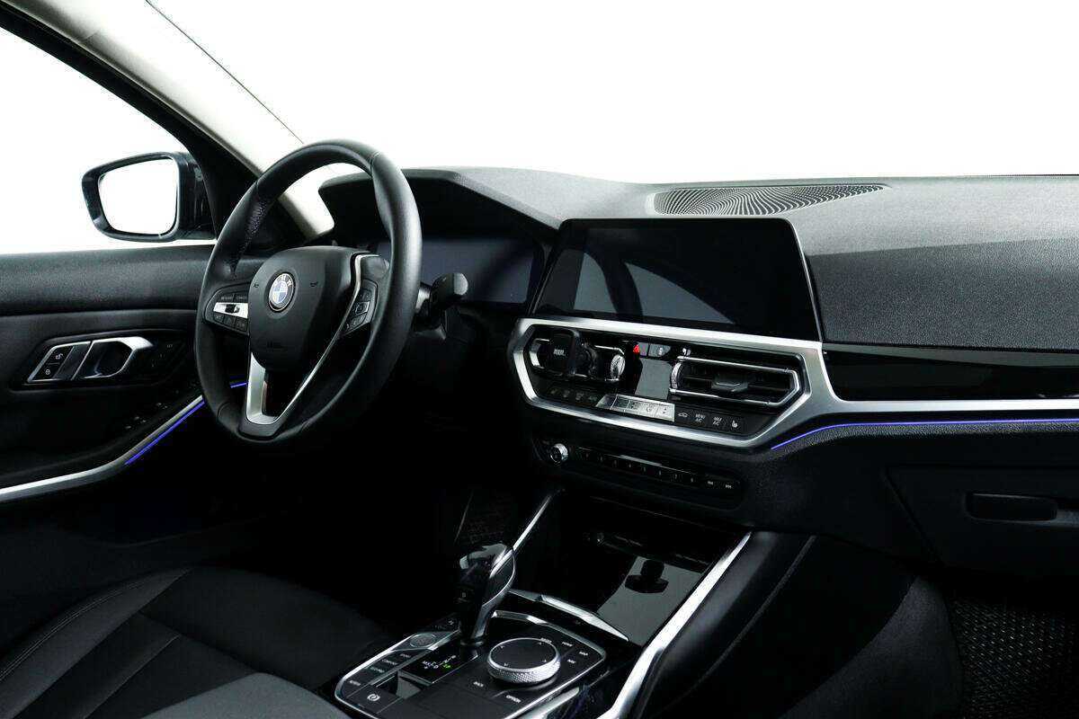 Б/У БМВ 3 серии 2019 года. Фото: #6