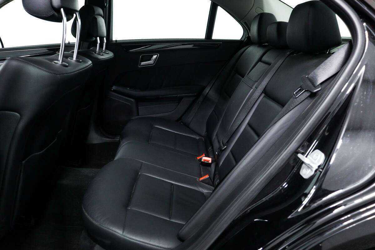 Б/У Мерседес-Бенц Е-Класс 2012 года. Фото: #11