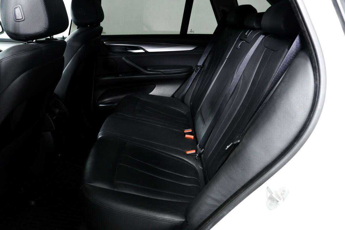 Б/У БМВ Икс5 2015 года. Фото: #11