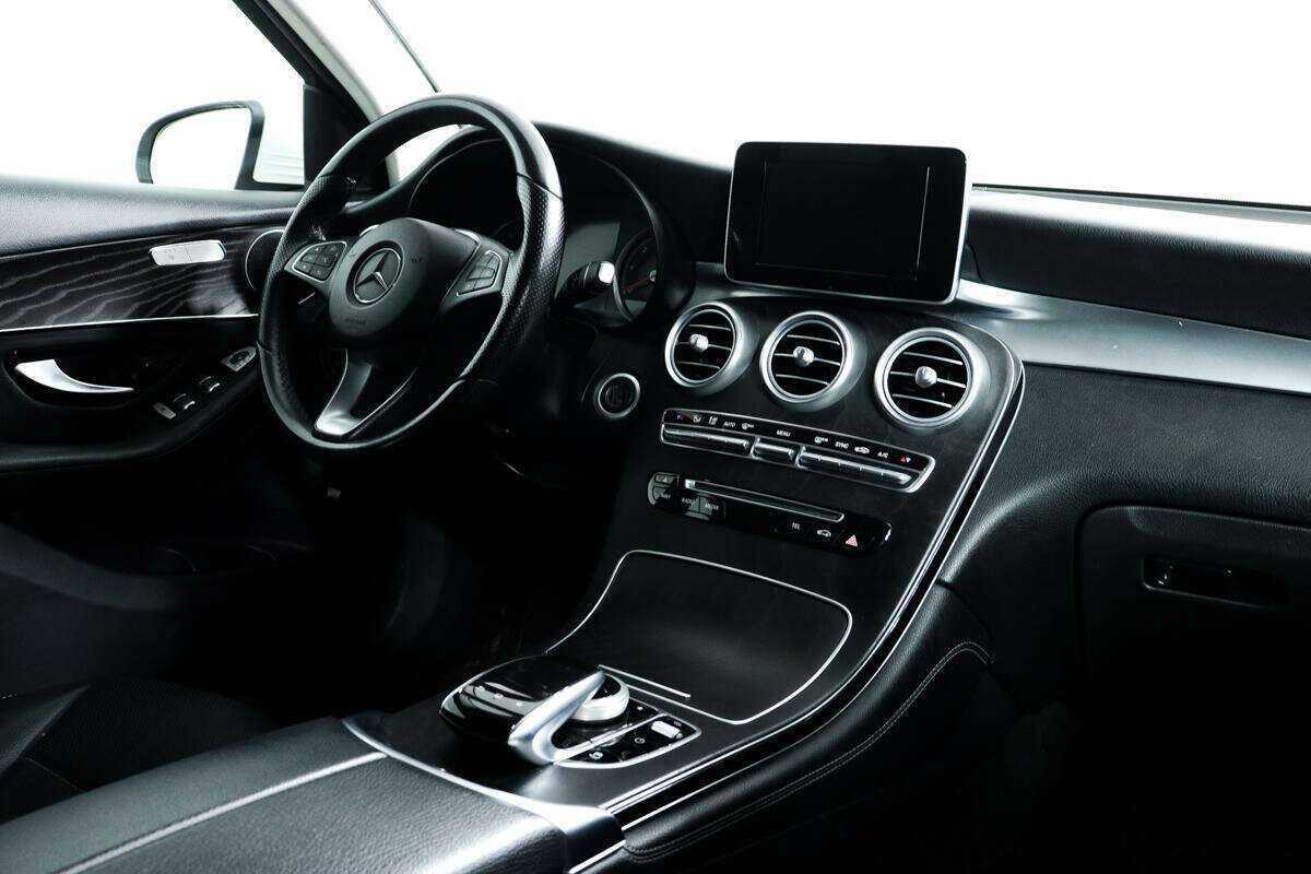 Б/У Мерседес-Бенц ГЛЦ 2015 года. Фото: #8