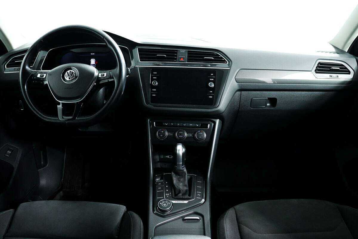 Б/У Фольксваген Тигуан 2018 года. Фото: #10