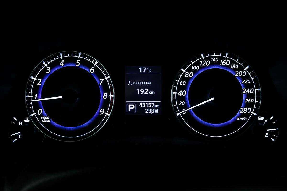 Б/У Инфинити К-Икс50 2014 года. Фото: #9