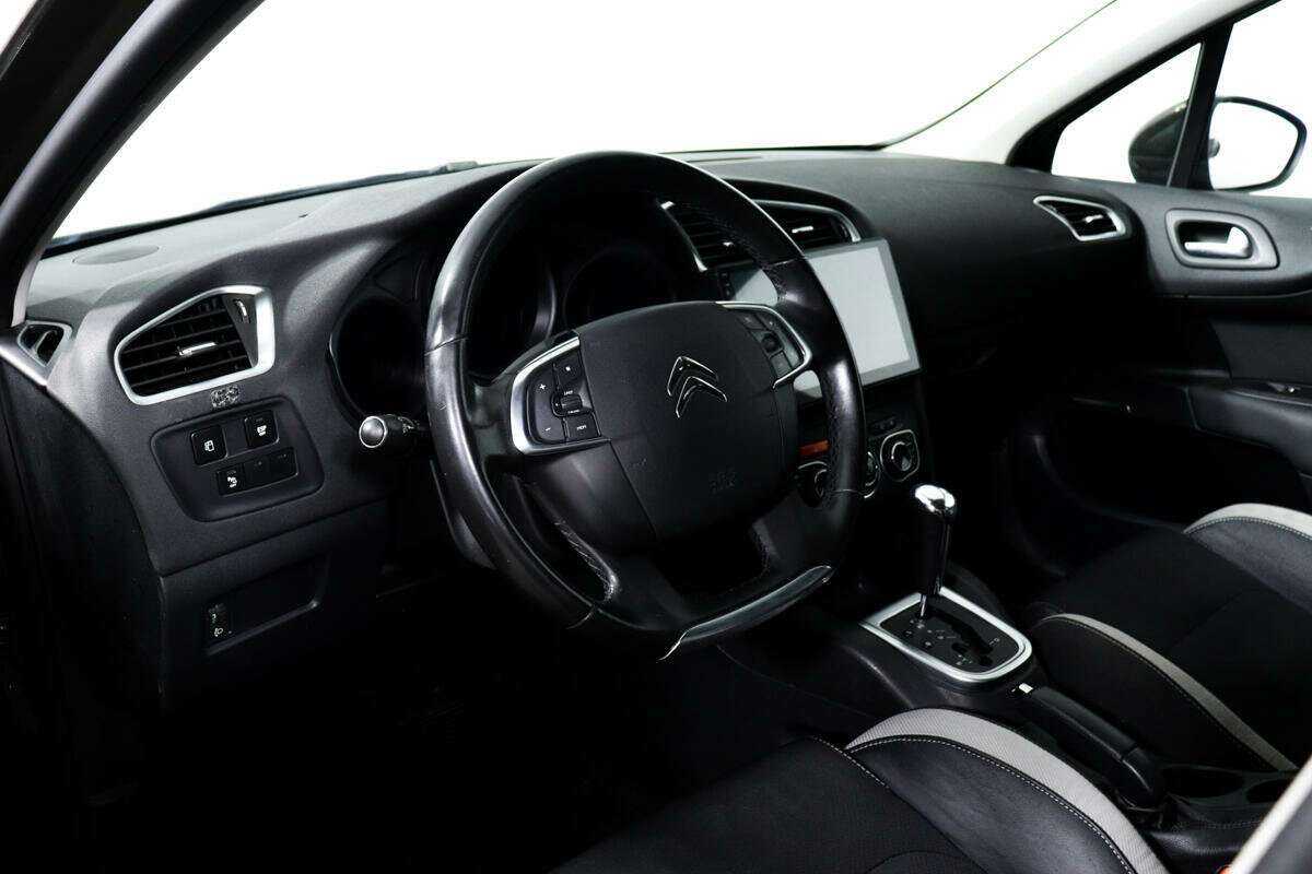 Б/У Ситроен Ц4 2012 года. Фото: #12