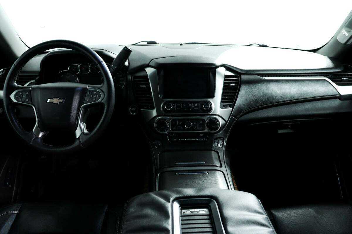 Б/У Шевроле Тахо 2016 года. Фото: #9