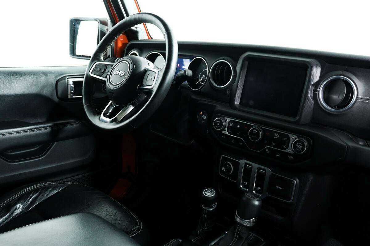 Б/У Джип Вранглер 2018 года. Фото: #7