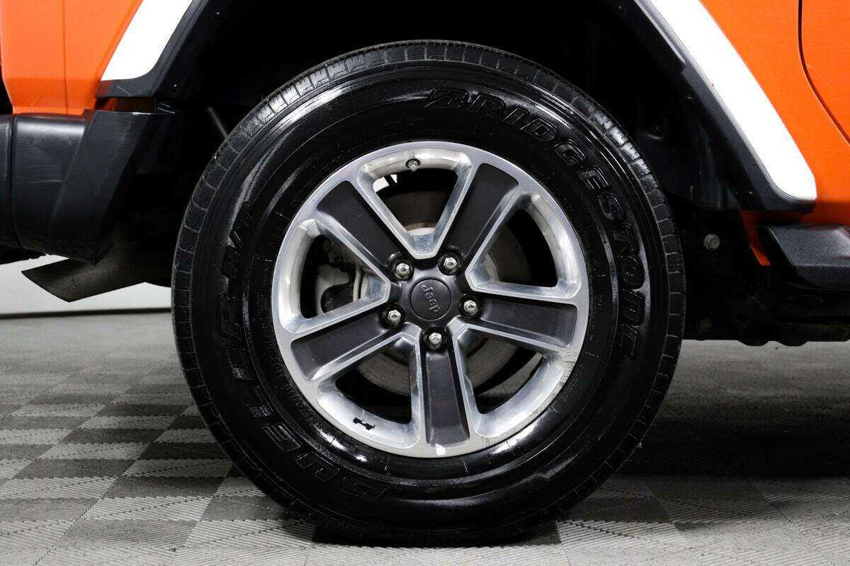 Б/У Джип Вранглер 2018 года. Фото: #13